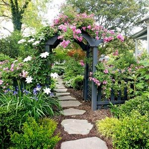 Meet your Posher, Eliza